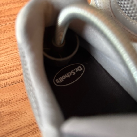 New Balance Gray and White Sneakers - Picture 13 of 16